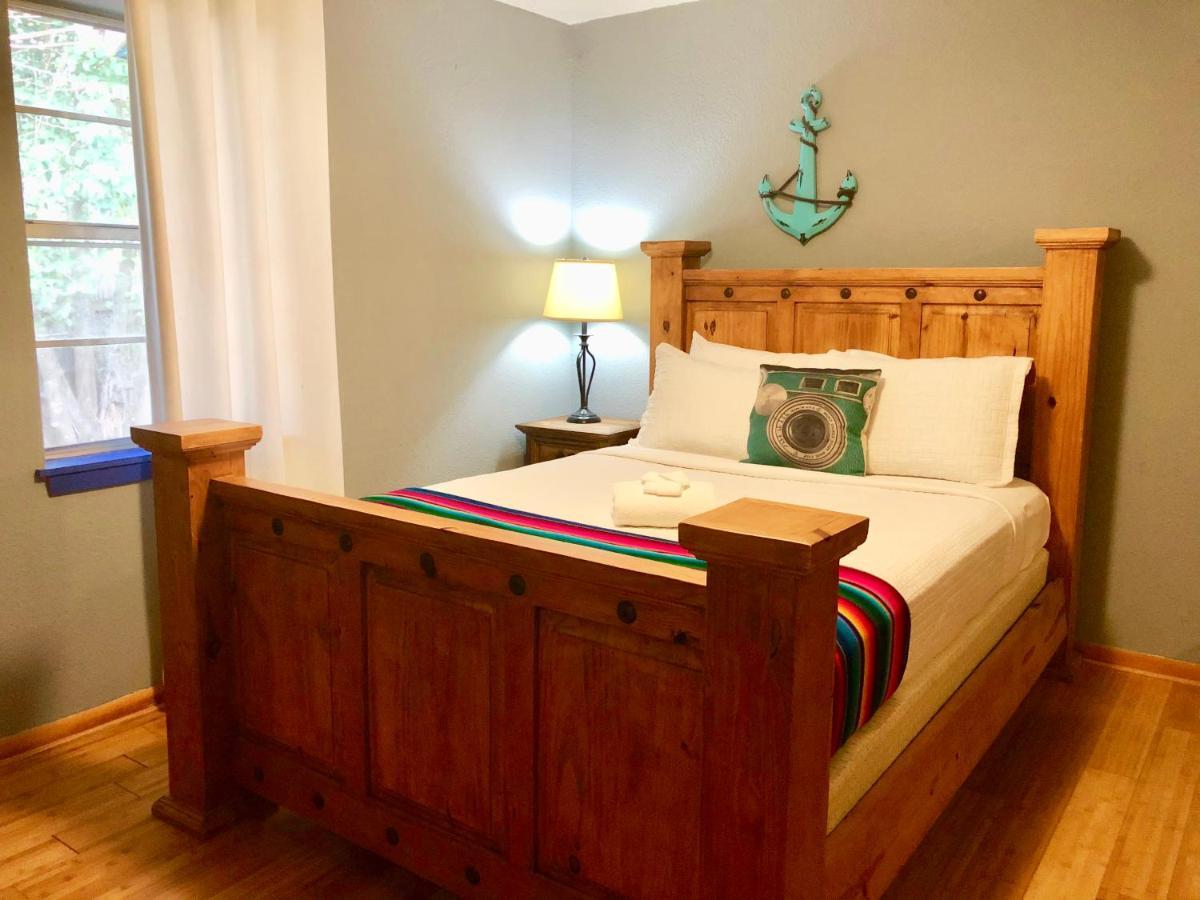 The Cove Bnb Hudson Bend Exteriér fotografie