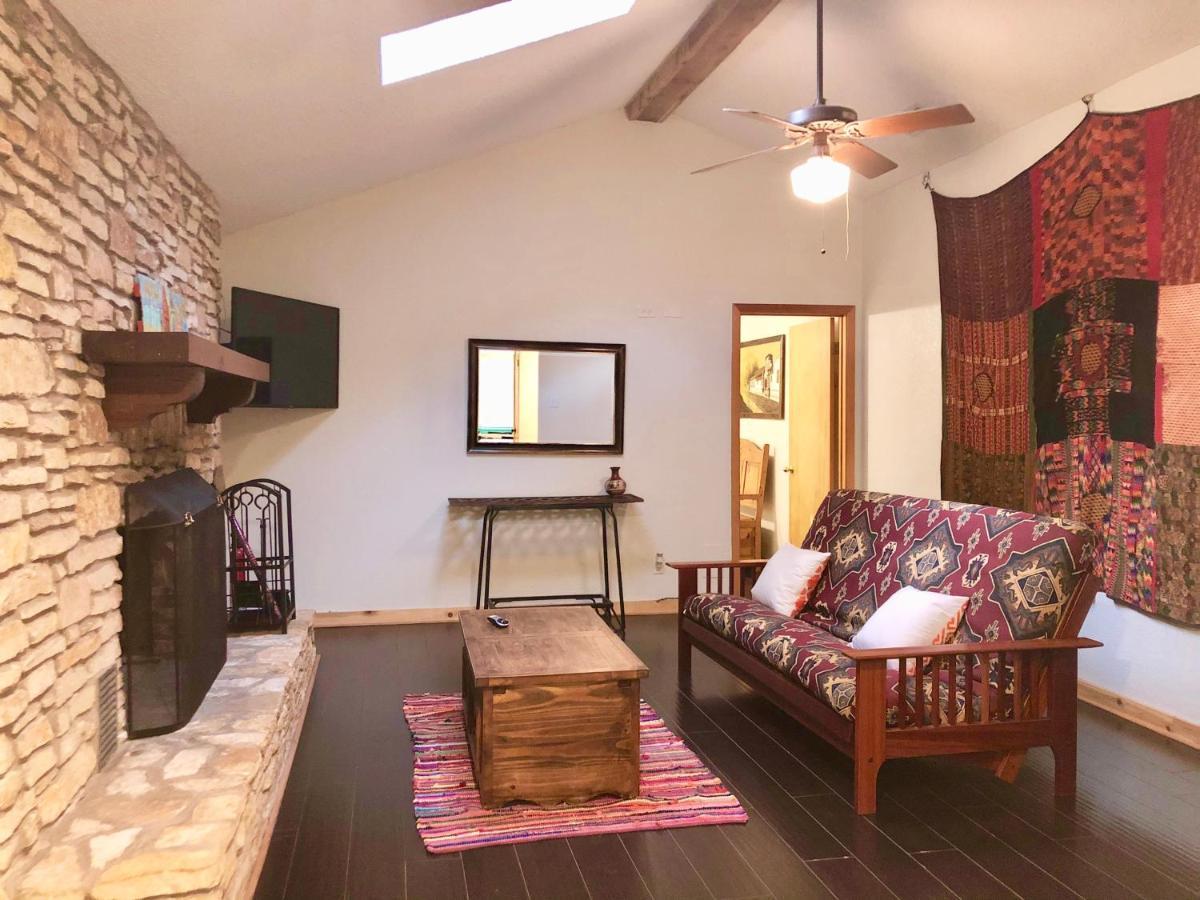 The Cove Bnb Hudson Bend Exteriér fotografie