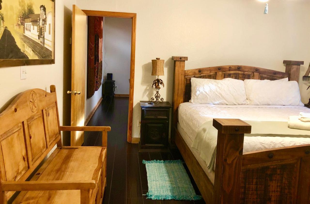 The Cove Bnb Hudson Bend Exteriér fotografie